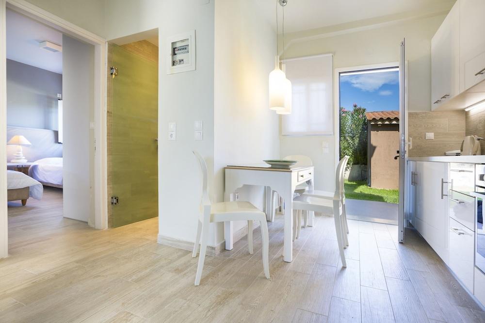 Olive Grove Studios & Apartments Svoronata Extérieur photo