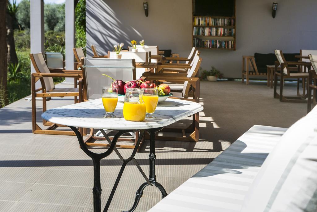 Olive Grove Studios & Apartments Svoronata Extérieur photo