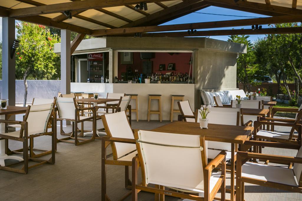 Olive Grove Studios & Apartments Svoronata Extérieur photo