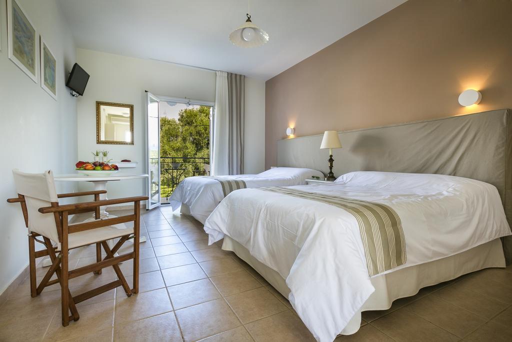 Olive Grove Studios & Apartments Svoronata Extérieur photo