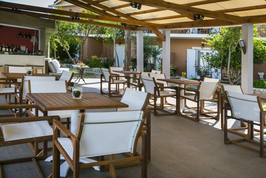 Olive Grove Studios & Apartments Svoronata Extérieur photo