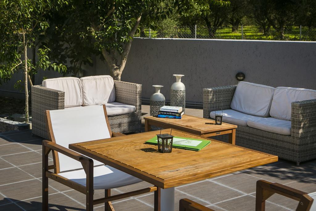 Olive Grove Studios & Apartments Svoronata Extérieur photo