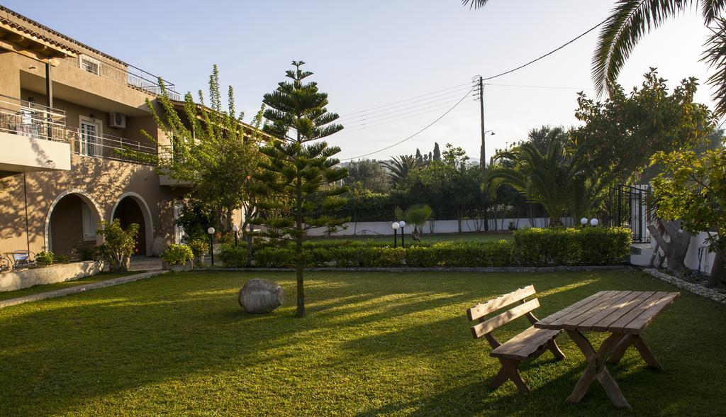 Olive Grove Studios & Apartments Svoronata Extérieur photo