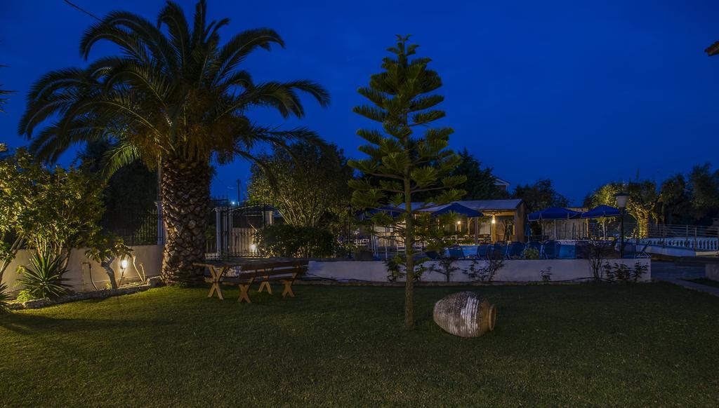 Olive Grove Studios & Apartments Svoronata Extérieur photo